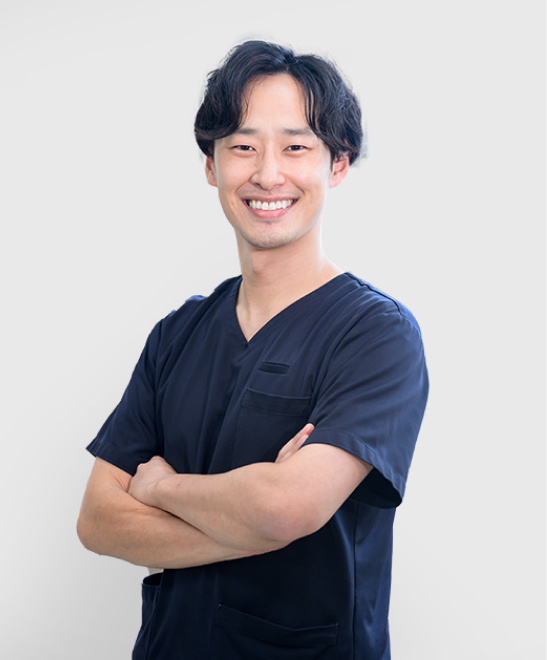 李 彰 謙