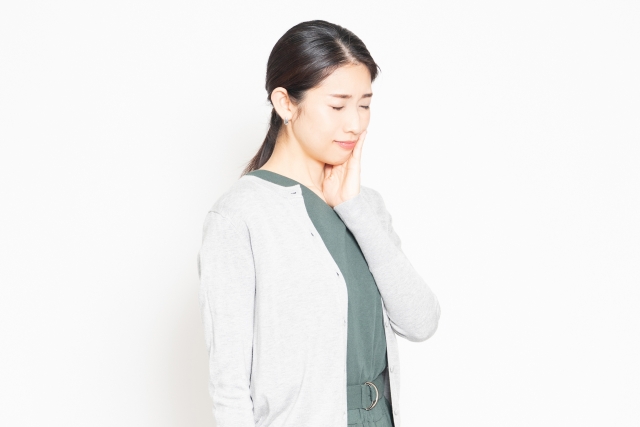 抜歯すると顔つきは変わる?