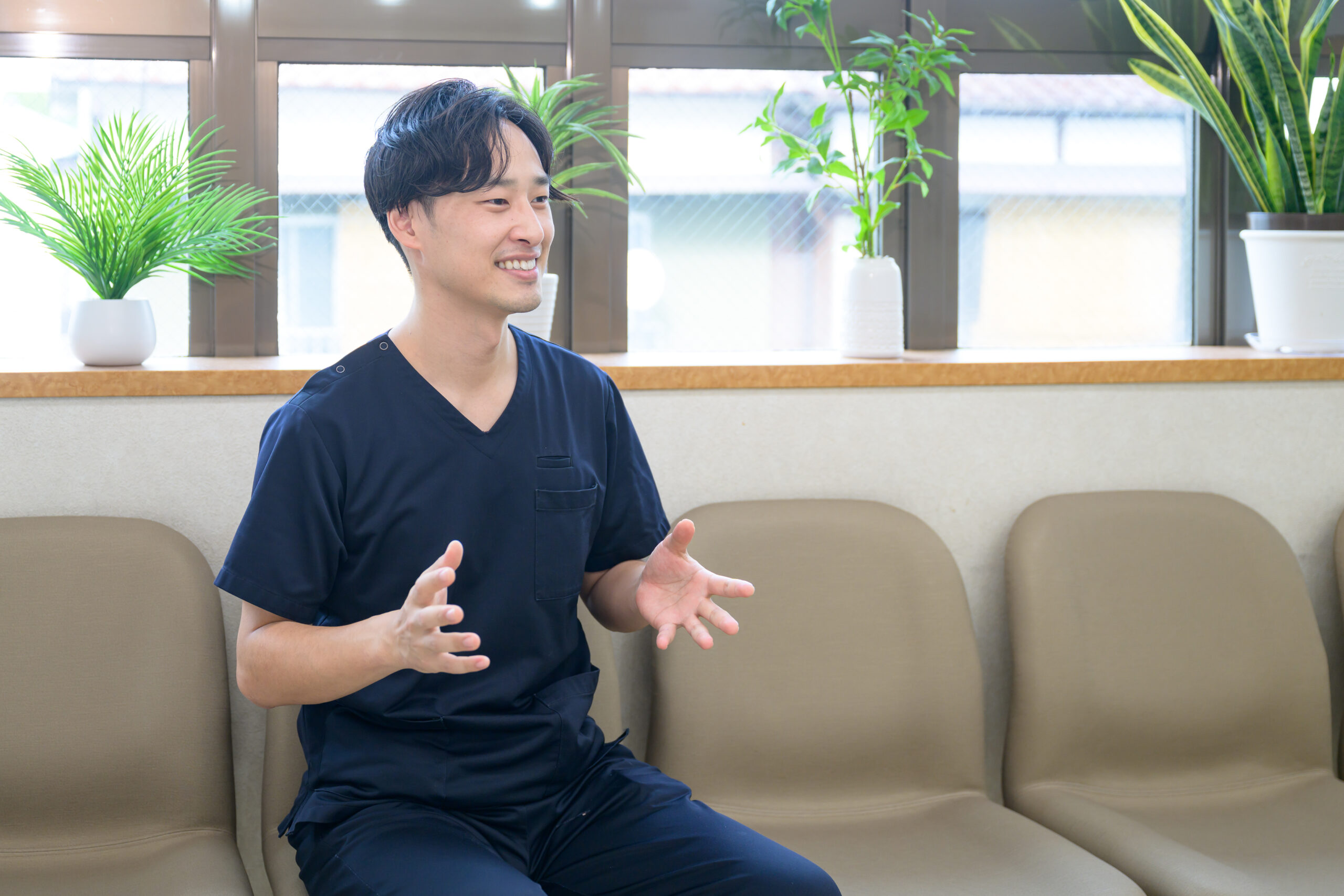 歯の治療のゴールについて話す院長